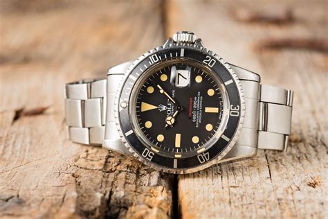 The Complete Rolex Submariner History 